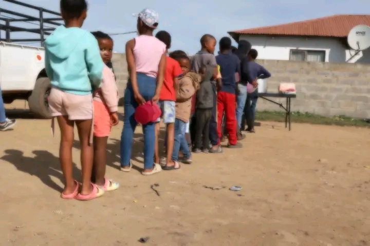 Mandela Day Wells Estate 2